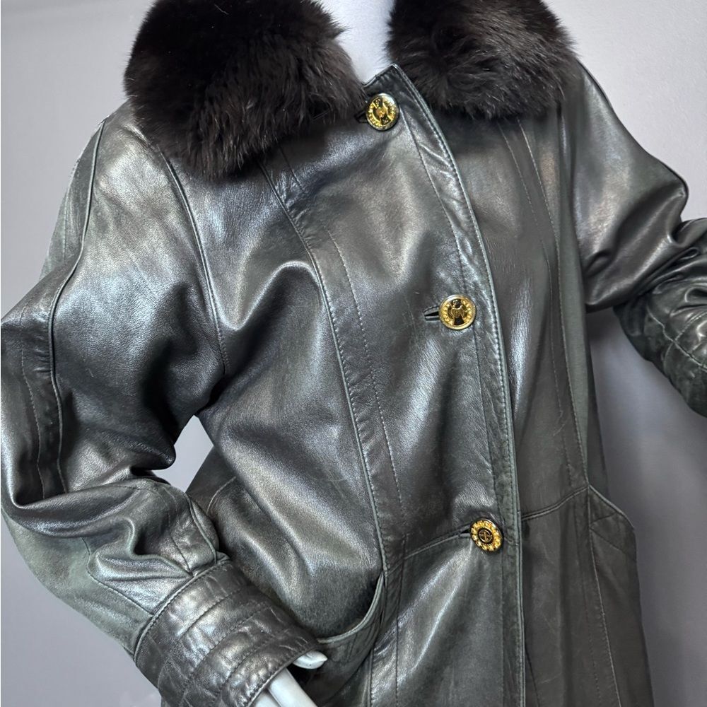 ❌SOLD❌ Black Leather Fur-Trim Trench Coat W/ Gold Buttons - Picture 7 of 15